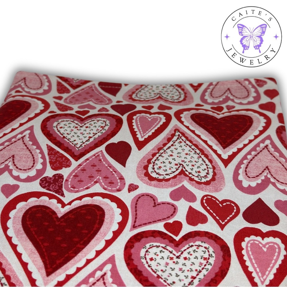 Handmade Book/Kindle Sleeve with a Vintage Hearts Fabric